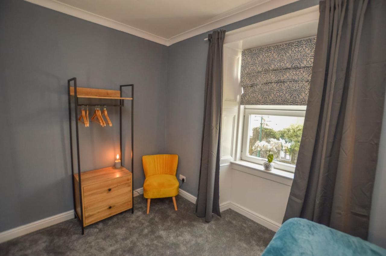The Gallery Apartment - Oban Town Centre Apartment, Walkable To Ferry Terminal Exterior photo